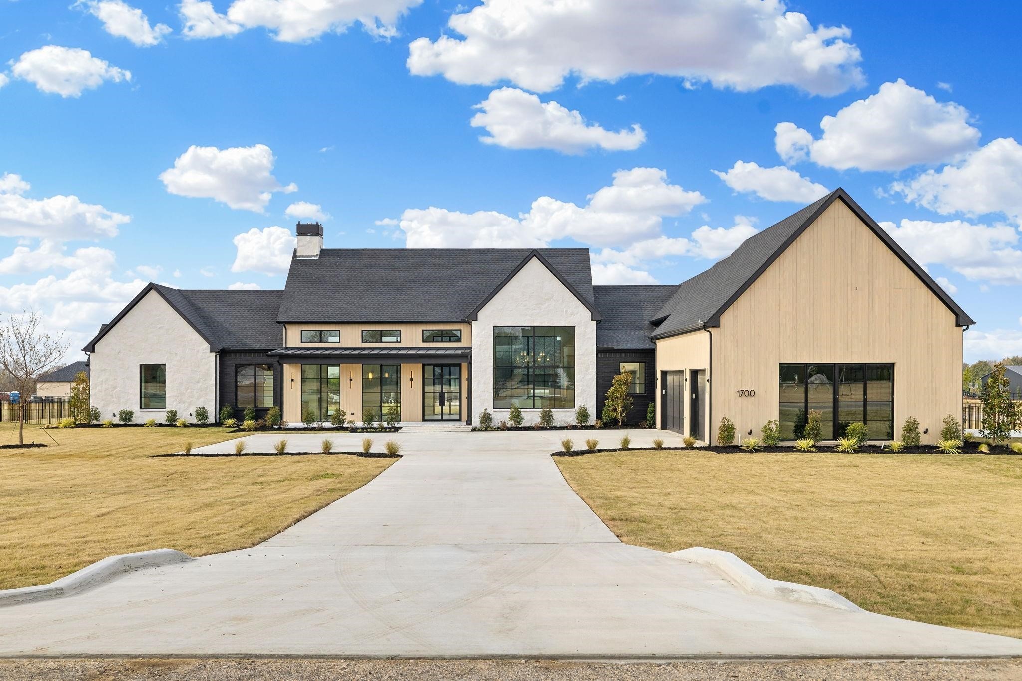 1700 Carter Lane Gunter TX 75058