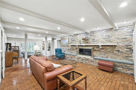 4165 Shady Valley Drive Arlington TX 76013