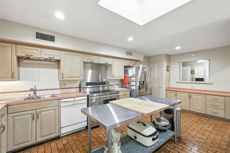 4165 Shady Valley Drive Arlington TX 76013
