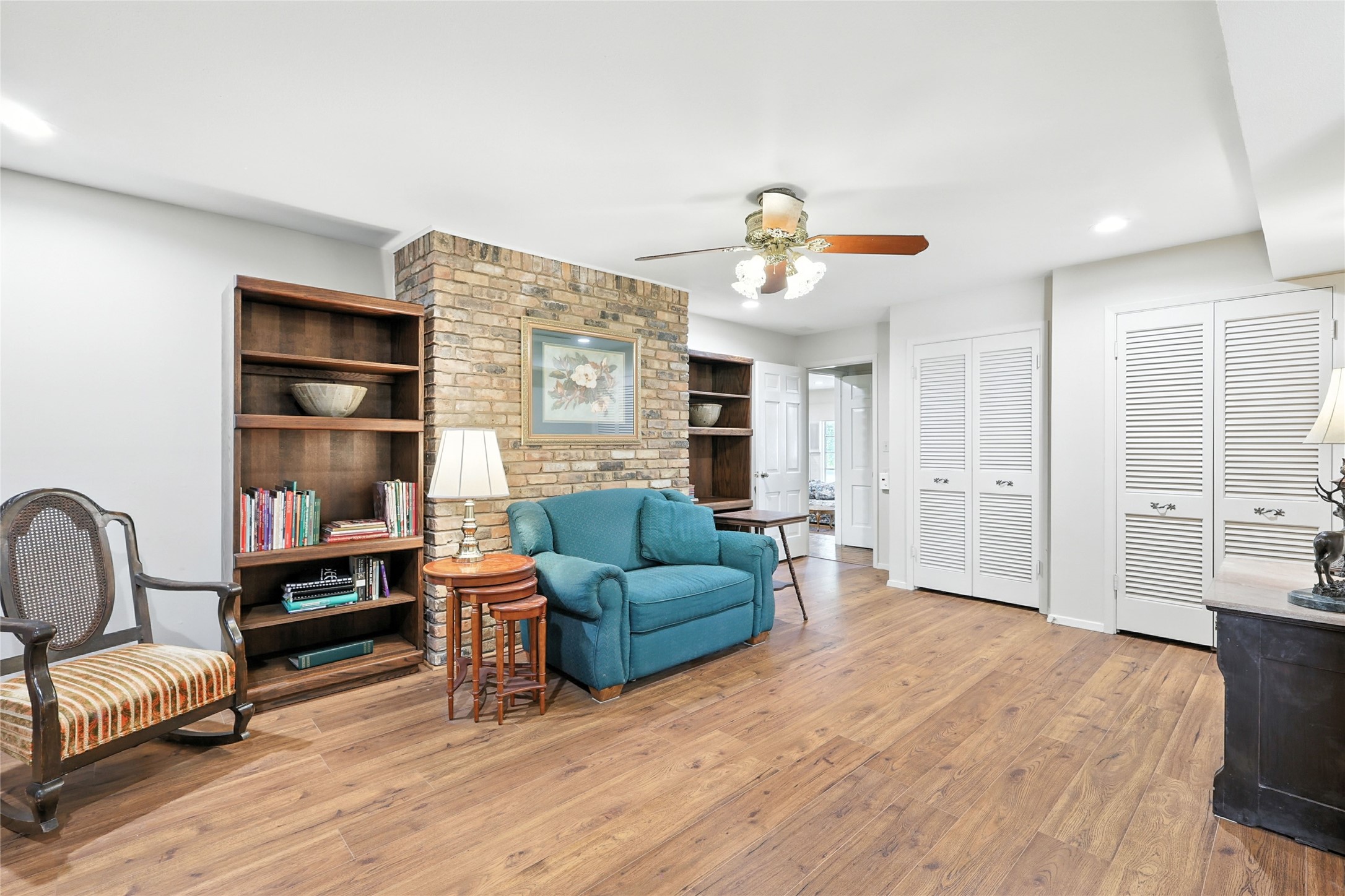 4165 Shady Valley Drive Arlington TX 76013