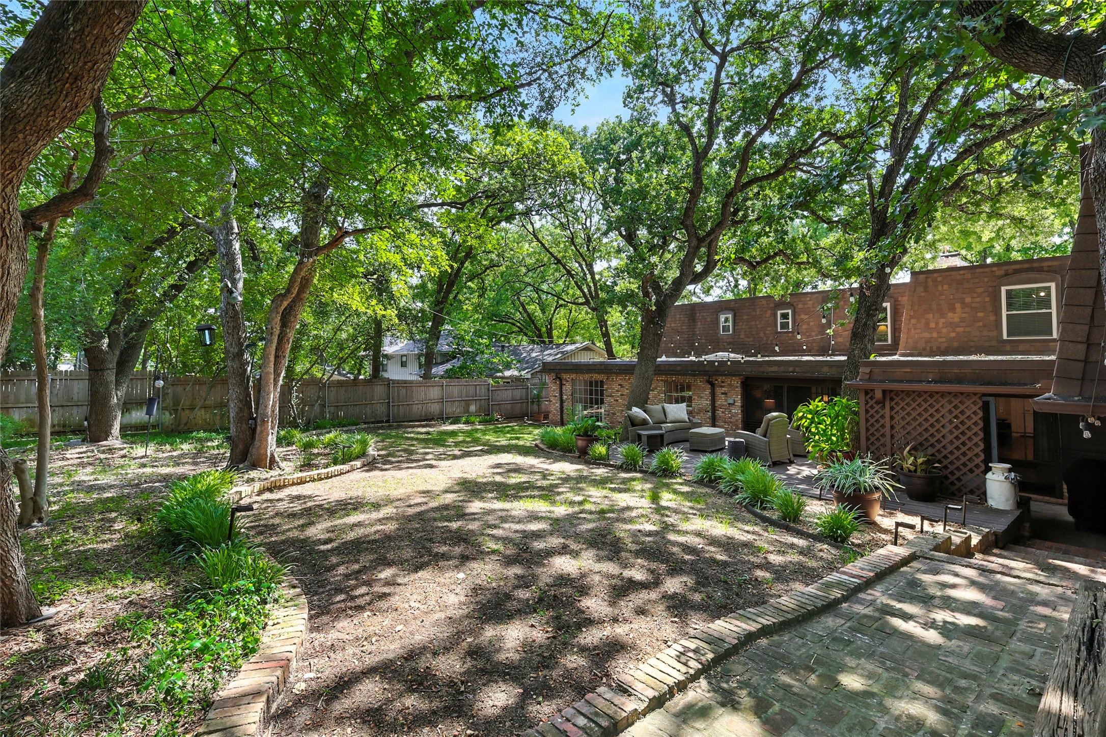 4165 Shady Valley Drive Arlington TX 76013