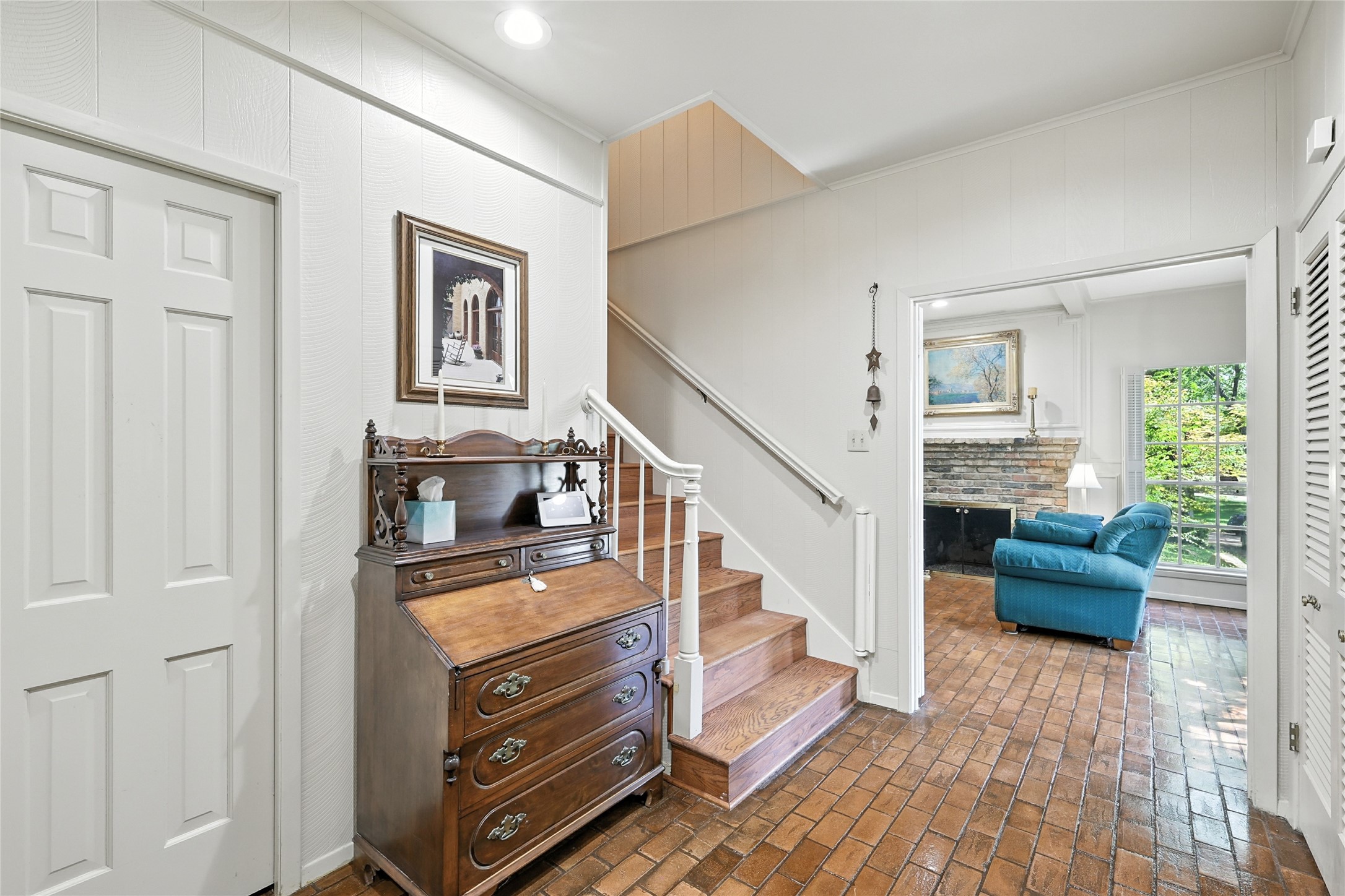 4165 Shady Valley Drive Arlington TX 76013