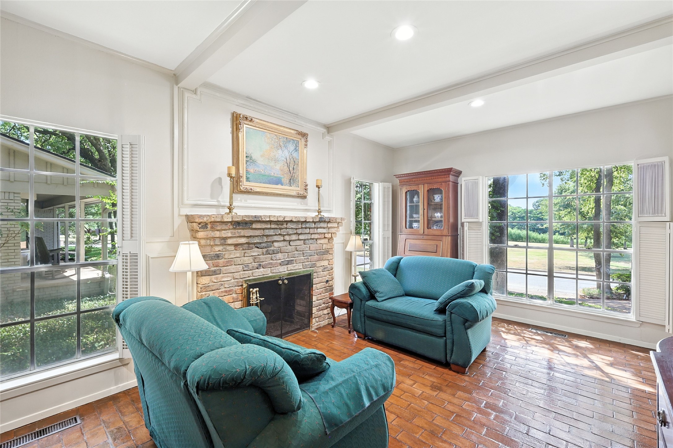 4165 Shady Valley Drive Arlington TX 76013