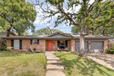 2316 Charred Wood Drive Arlington TX 76016