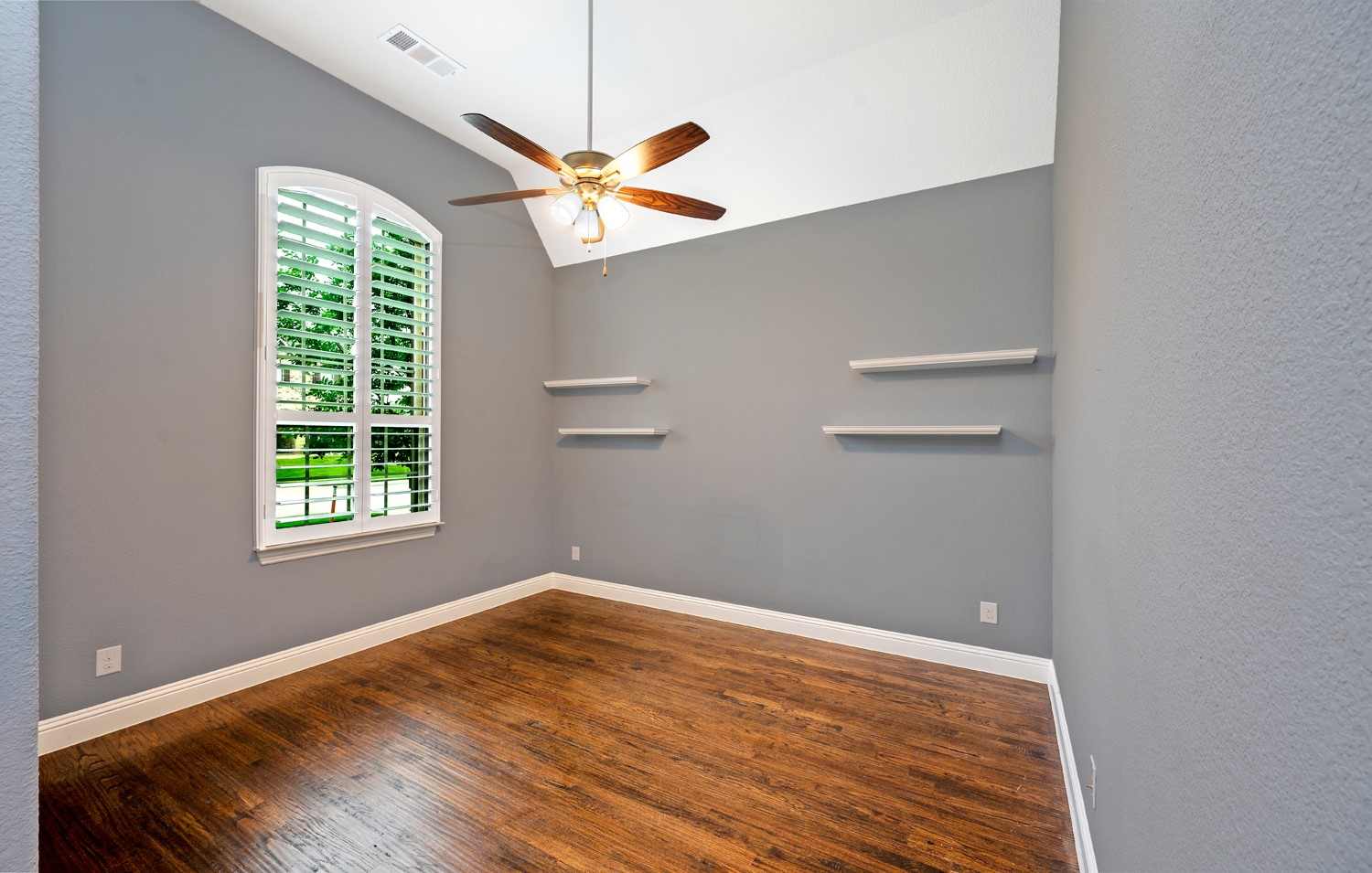 1116 Lake Hills Trail Roanoke TX 76262