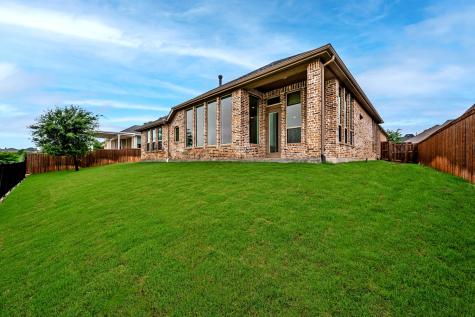 1116 Lake Hills Trail Roanoke TX 76262