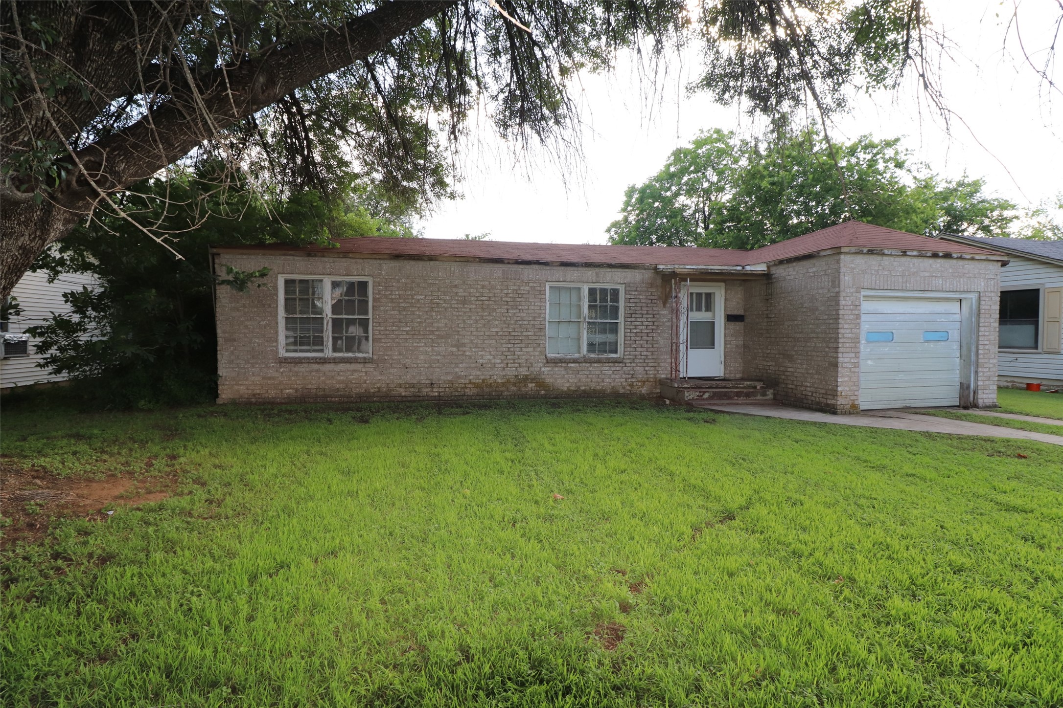 2111 Southside Street Brownwood TX 76801