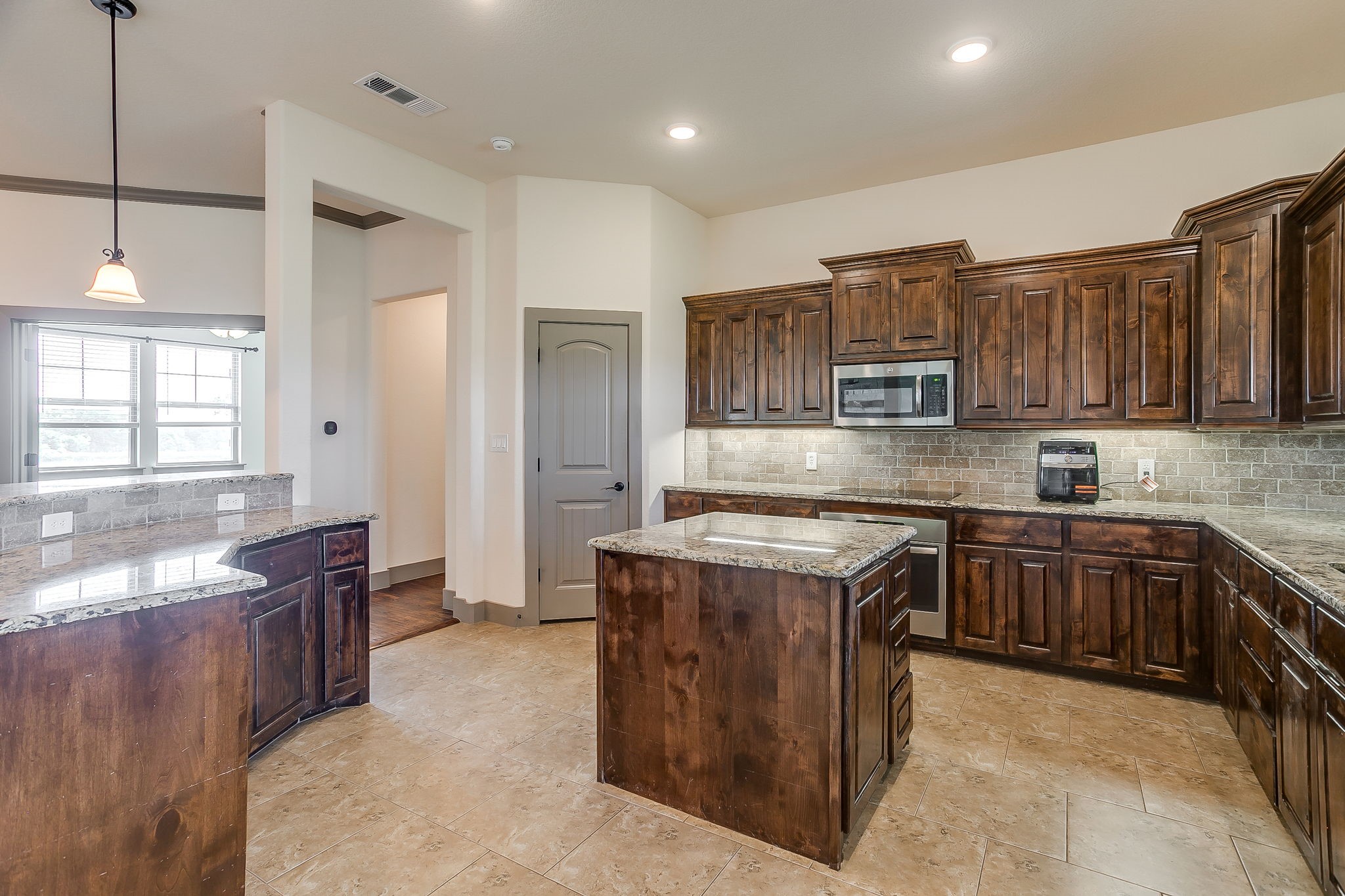 770 County Road 1346 Chico TX 76431