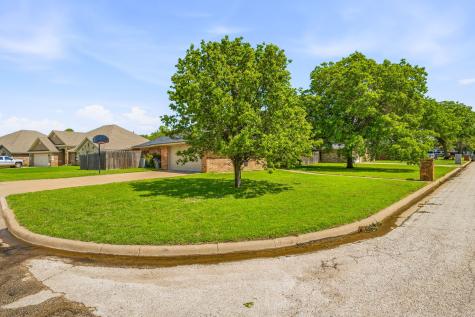 1318 Fairway Drive Graham TX 76450