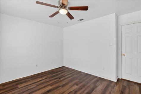 8417 Romanway Drive Dallas TX 75249