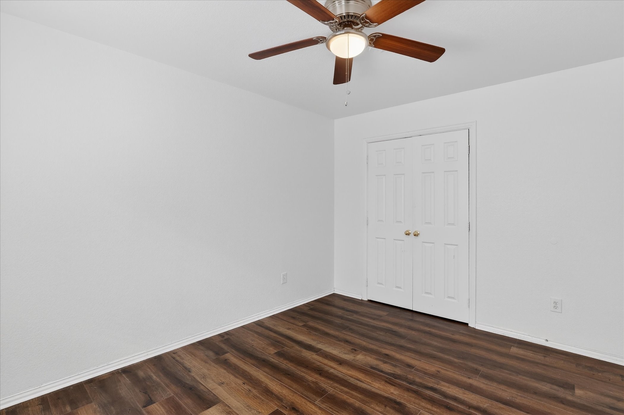 8417 Romanway Drive Dallas TX 75249