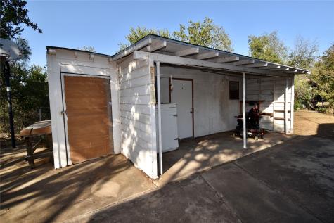 131 Nueva Drive Brady TX 76825