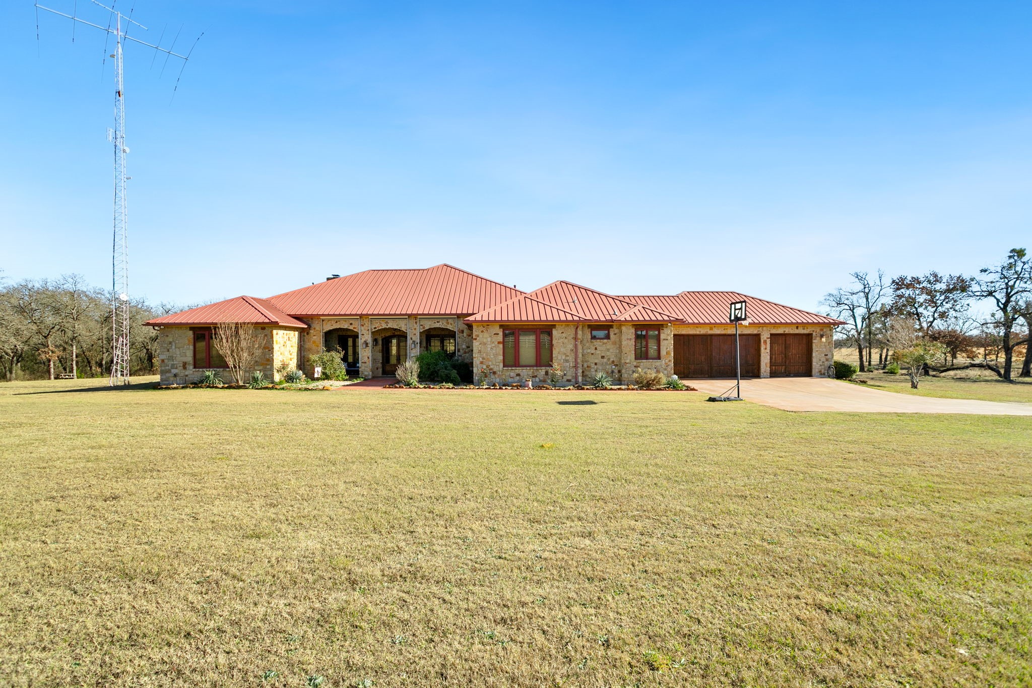 1561 Fm 934 Blum TX 76627