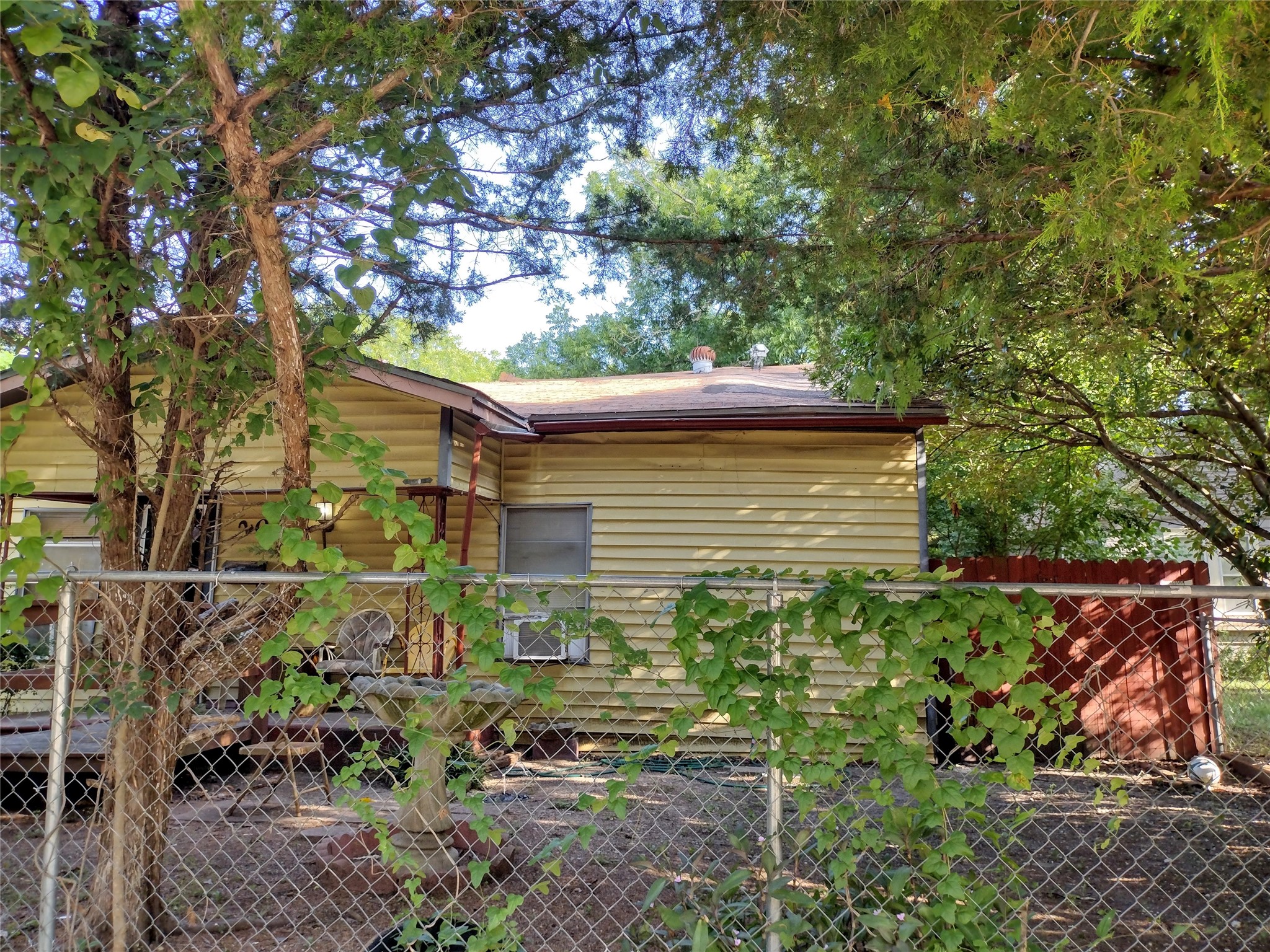 207 Thompson Street Waxahachie TX 75165
