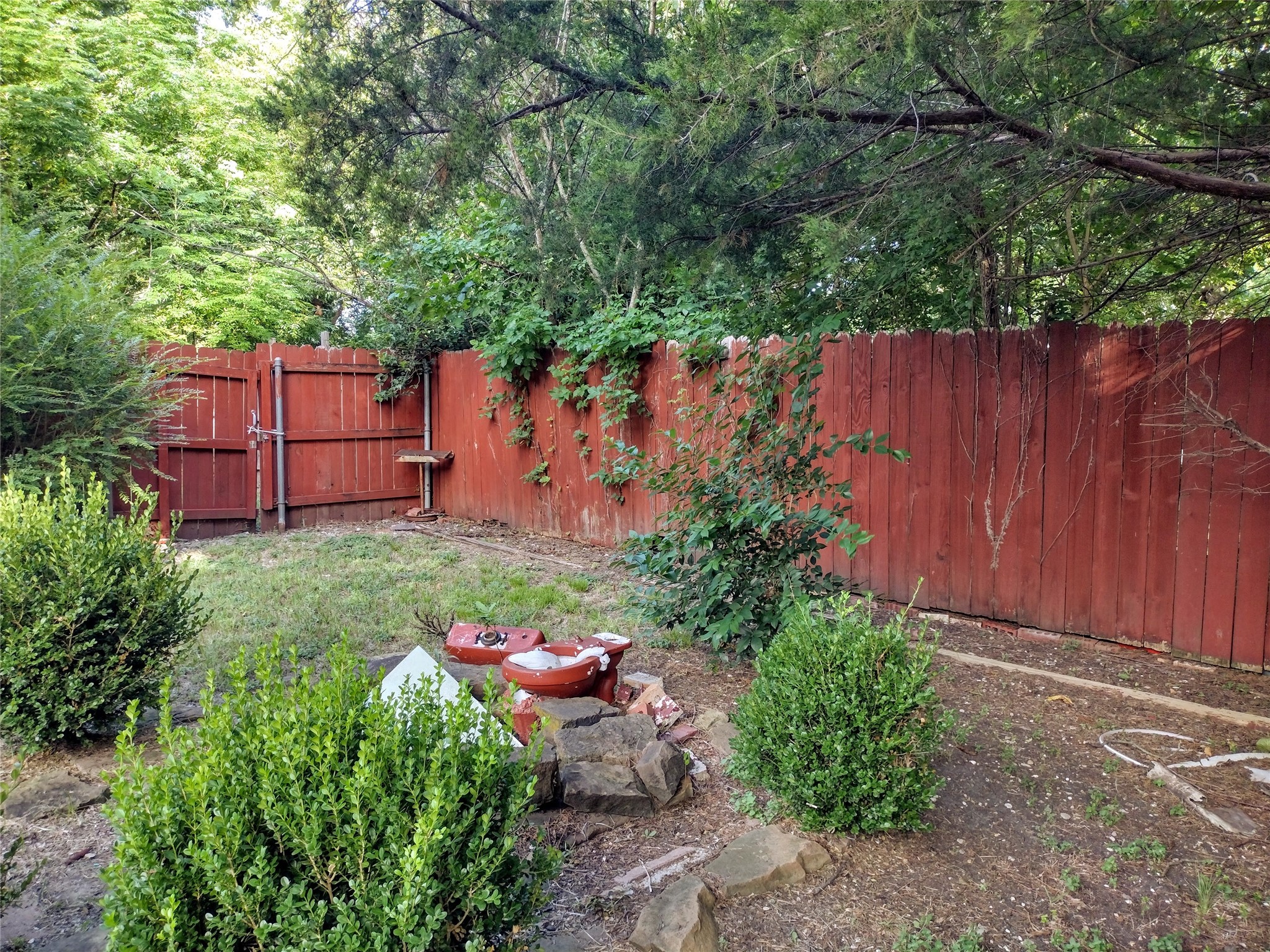 207 Thompson Street Waxahachie TX 75165