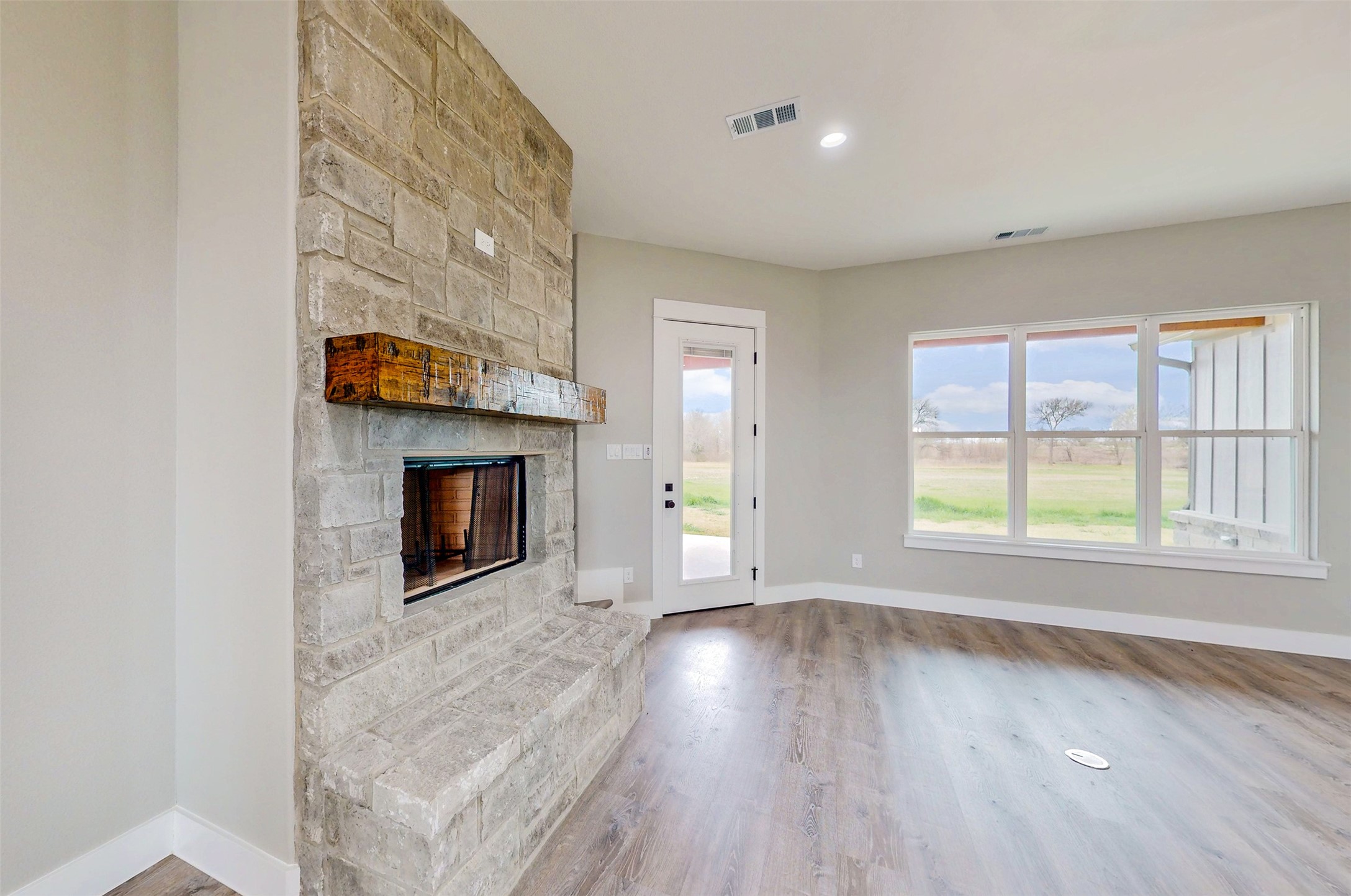 2667 Vz County Road 3820 Wills Point TX 75169