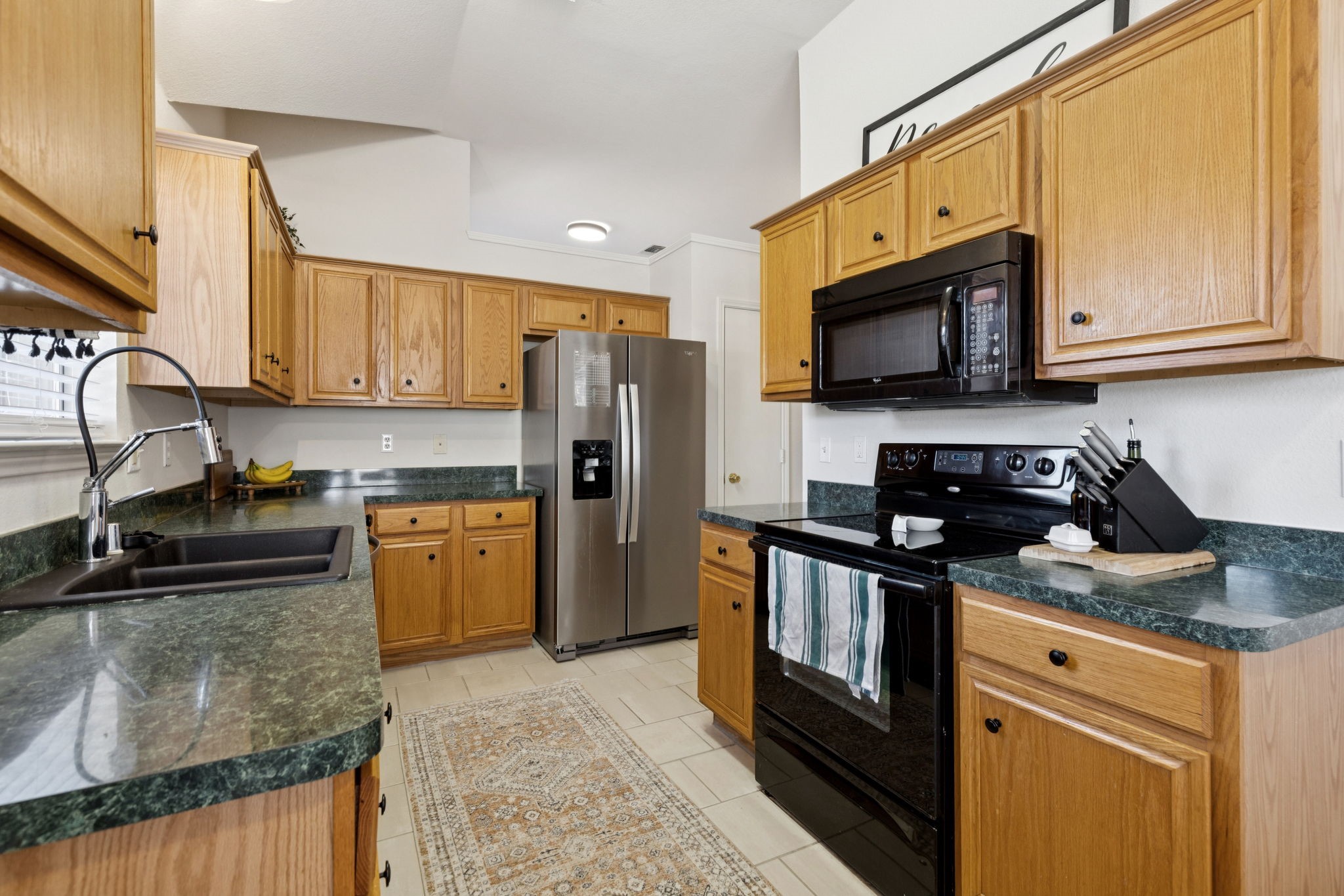 906 Park Row Circle Mckinney TX 75072