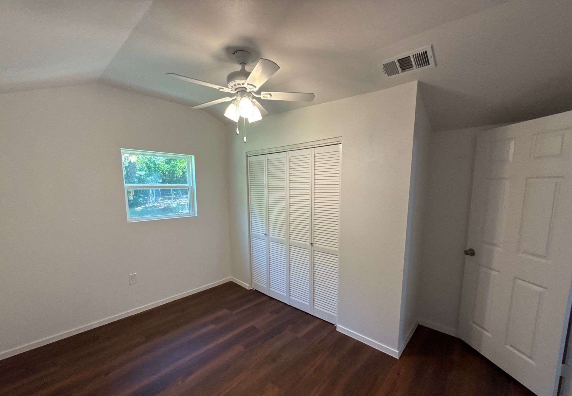 711 Dubois Street Denison TX 75020
