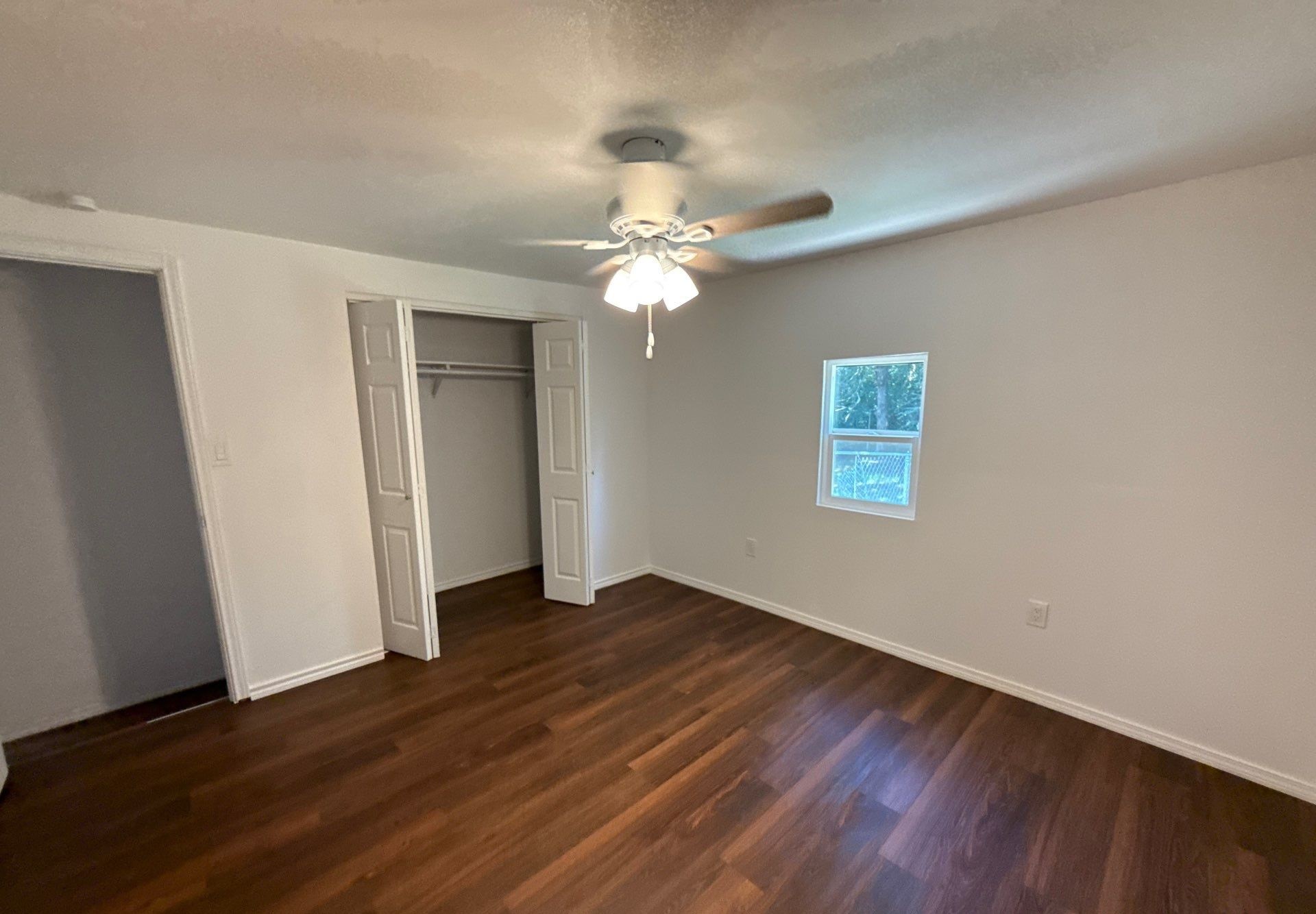 711 Dubois Street Denison TX 75020