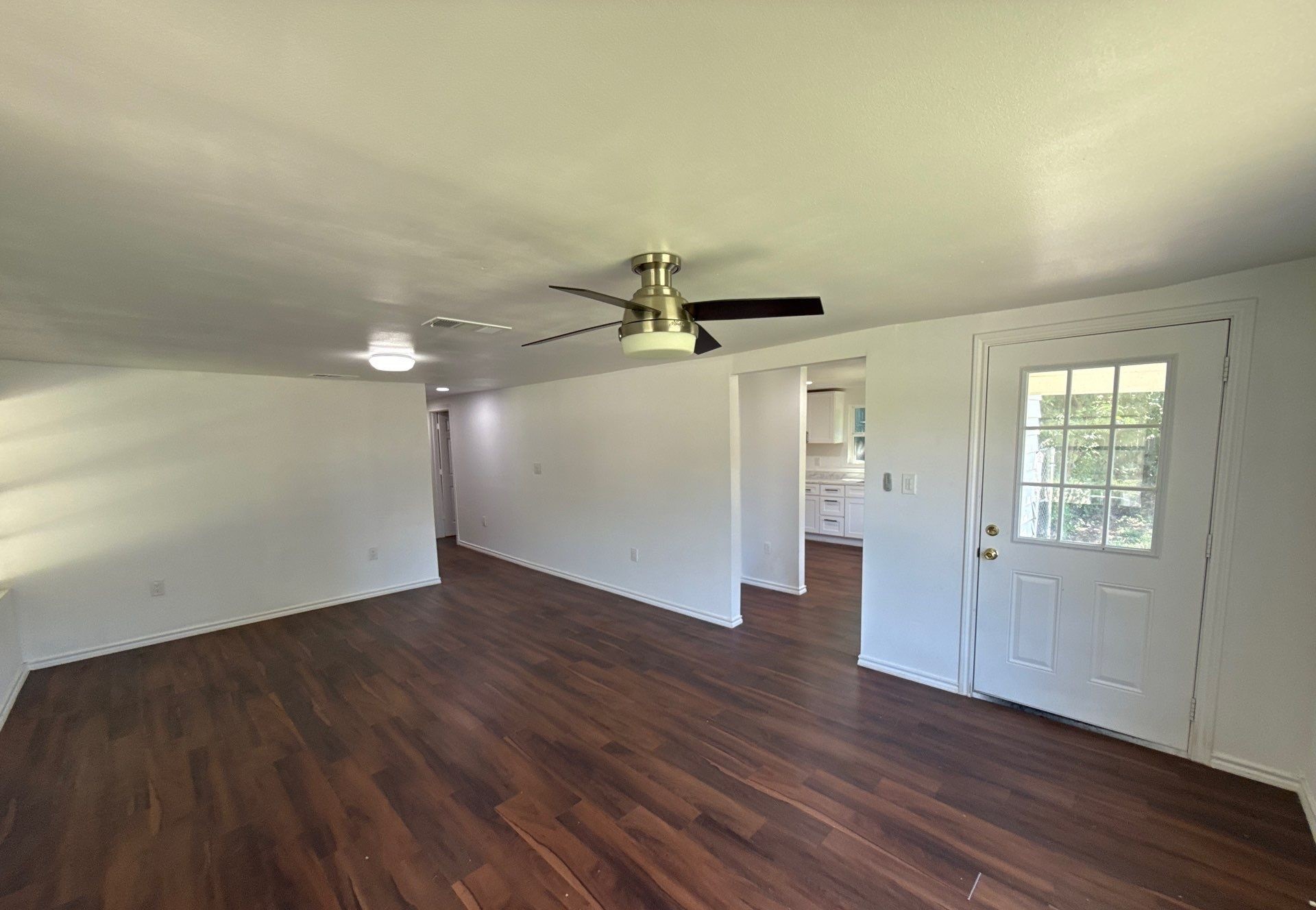 711 Dubois Street Denison TX 75020