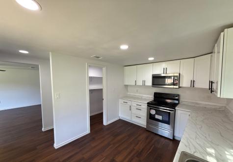711 Dubois Street Denison TX 75020