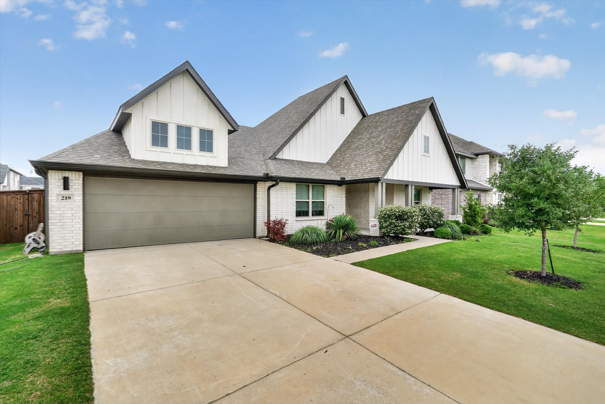 219 Mockingbird Drive Waxahachie TX 75165