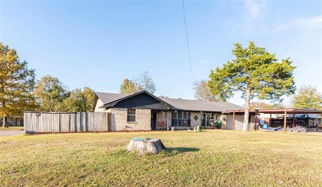 1405 20th Street NE Paris TX 75460