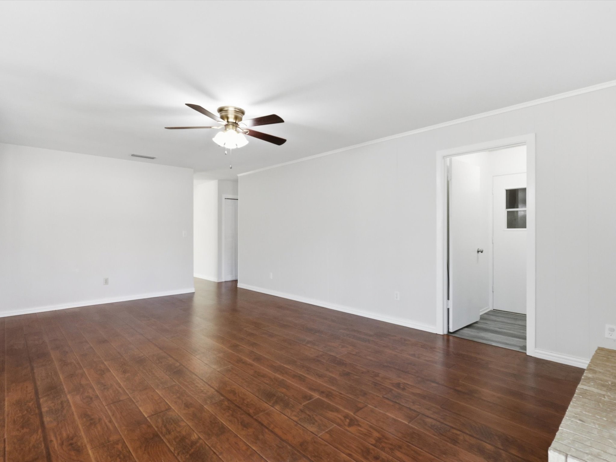 2011 Clearfield Circle Richardson TX 75081