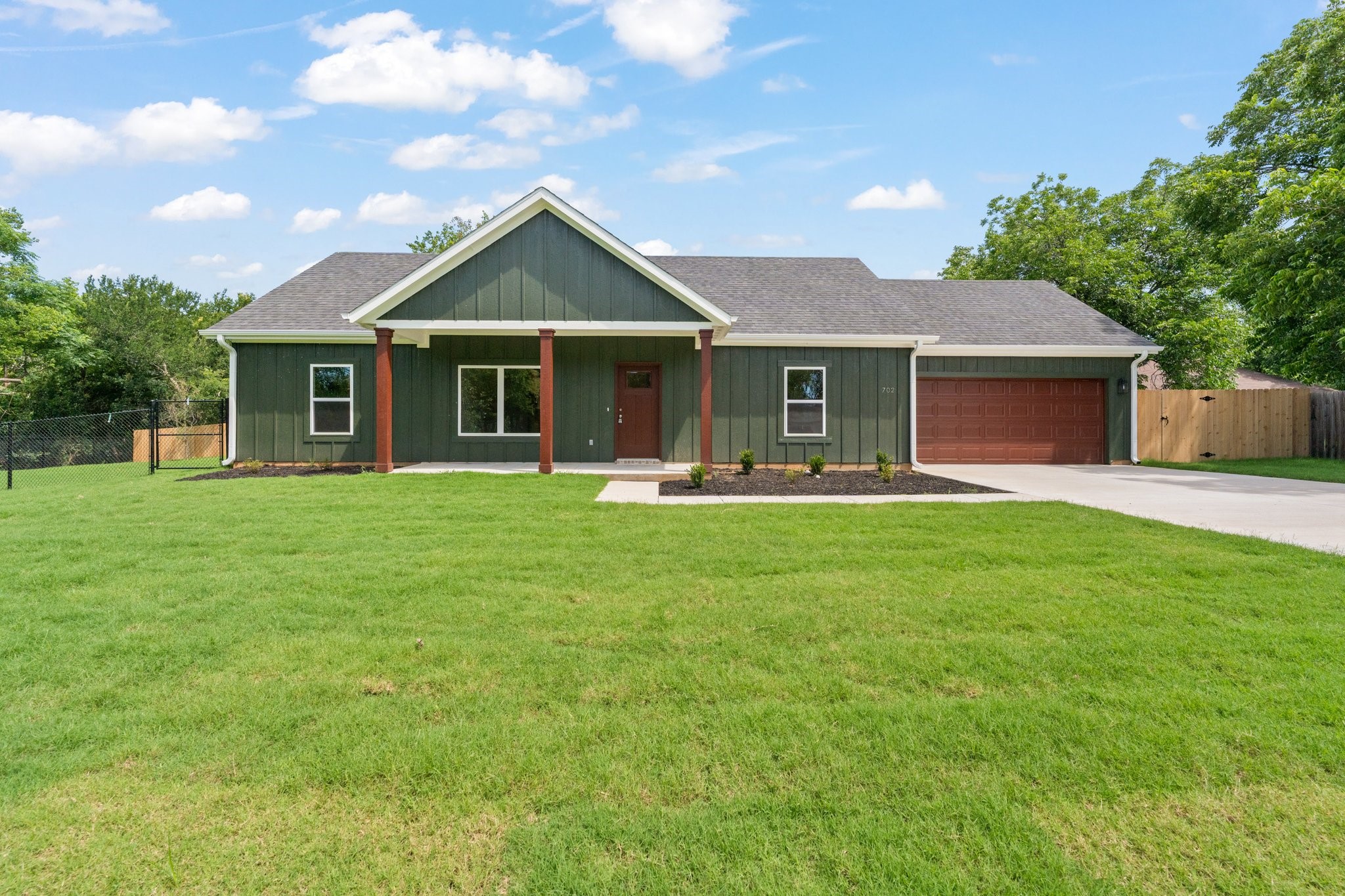 702 Scudder Street Cleburne TX 76033