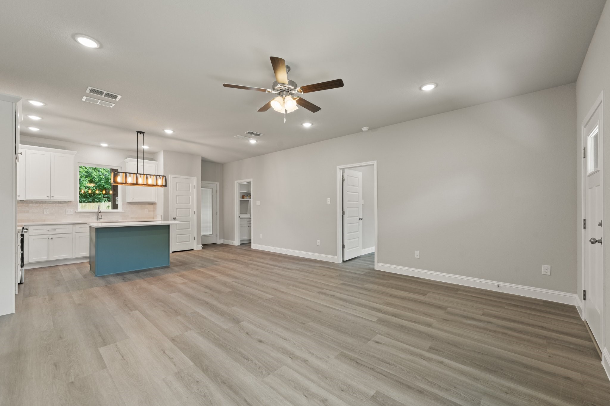 702 Scudder Street Cleburne TX 76033