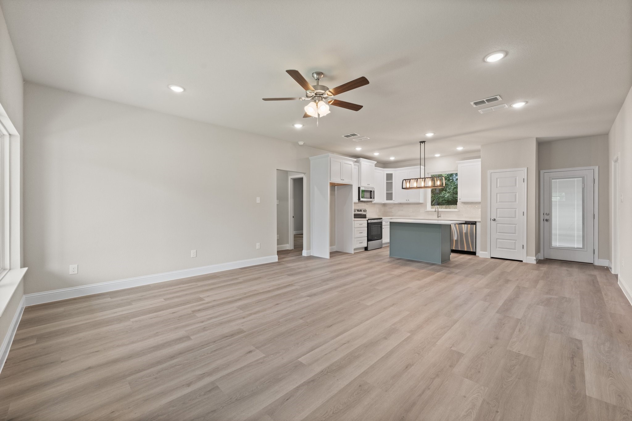 702 Scudder Street Cleburne TX 76033