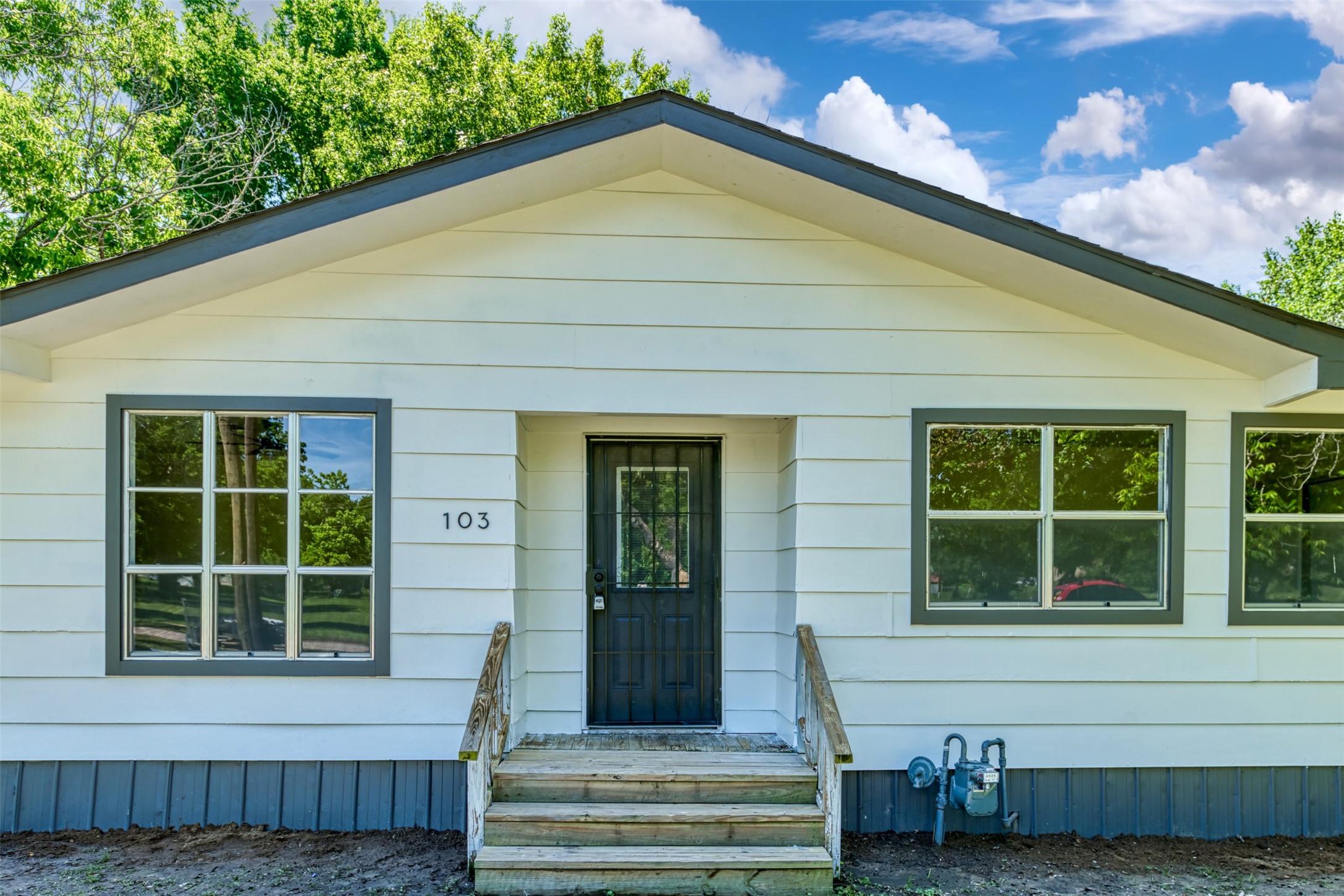 103 Ivy Street Goodlow TX 75144