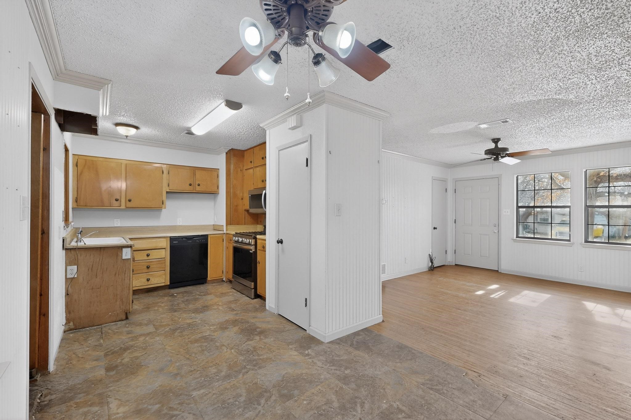1917 Ida Street Arlington TX 76010