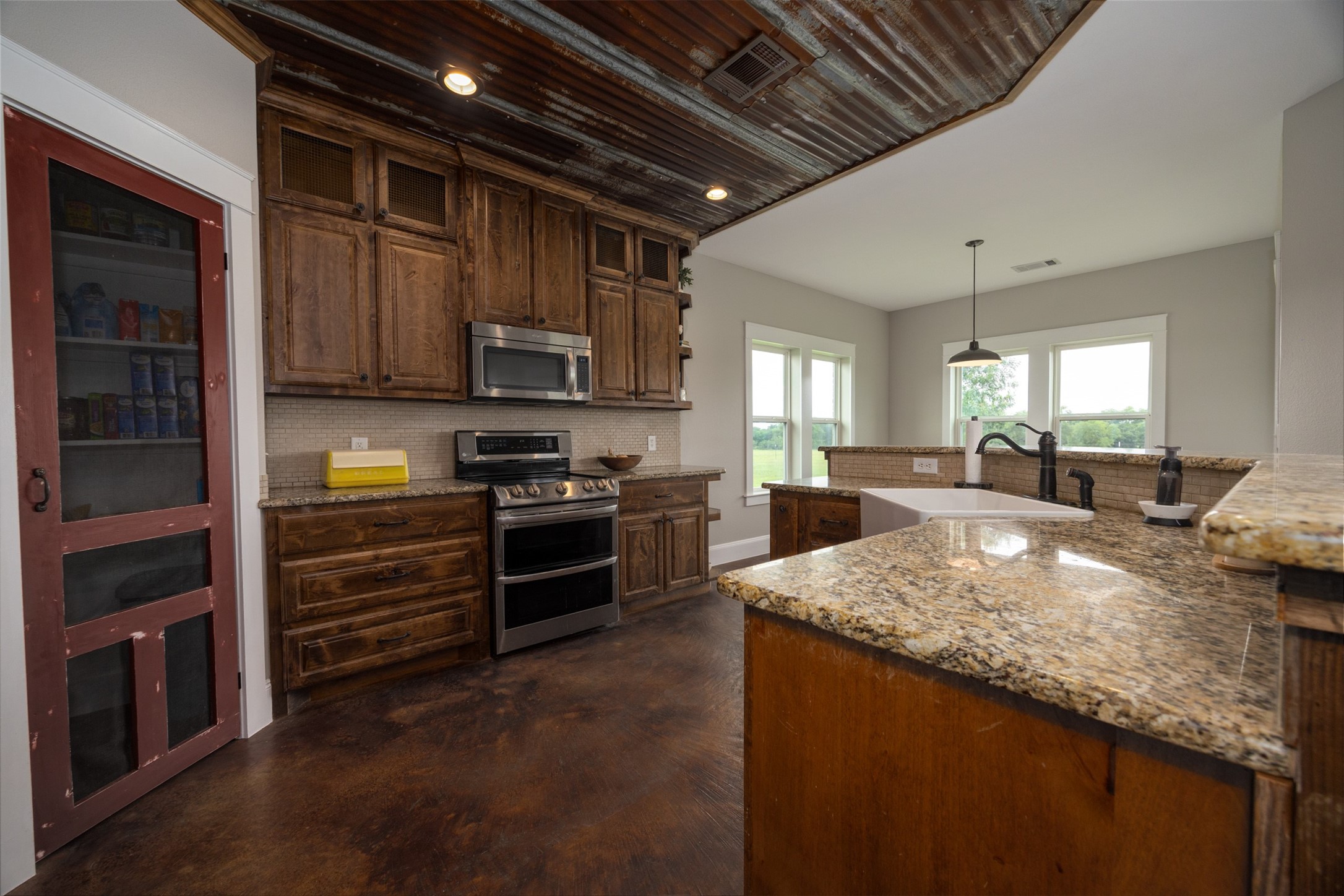 191 Bell Road Van Alstyne TX 75495