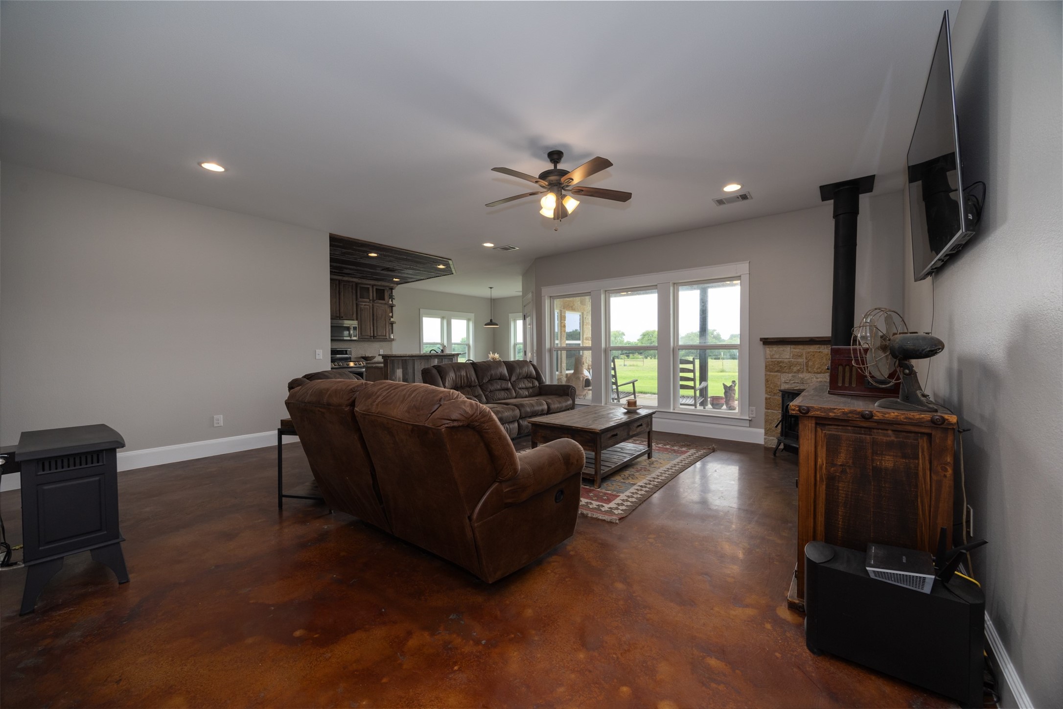 191 Bell Road Van Alstyne TX 75495