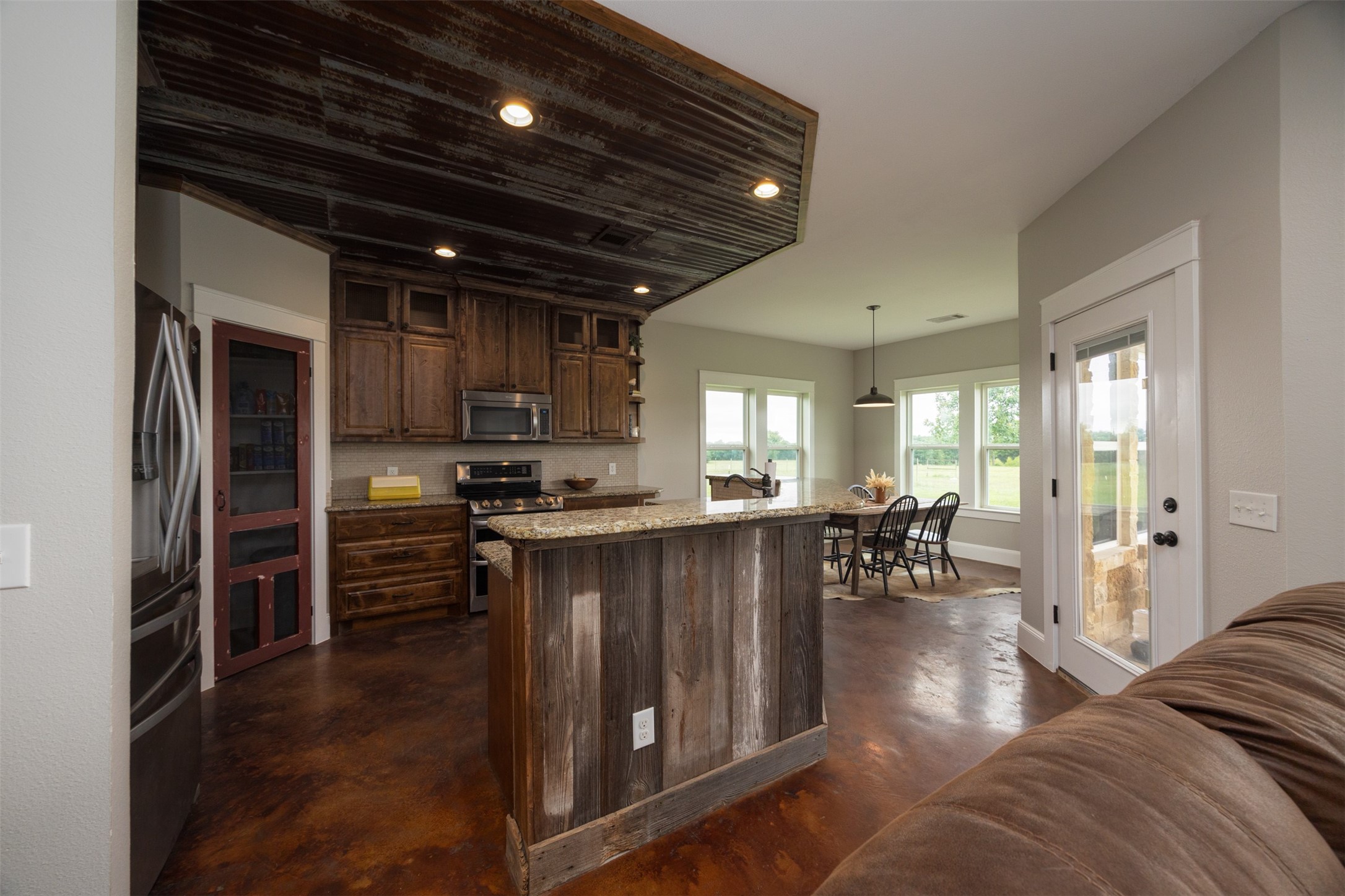 191 Bell Road Van Alstyne TX 75495