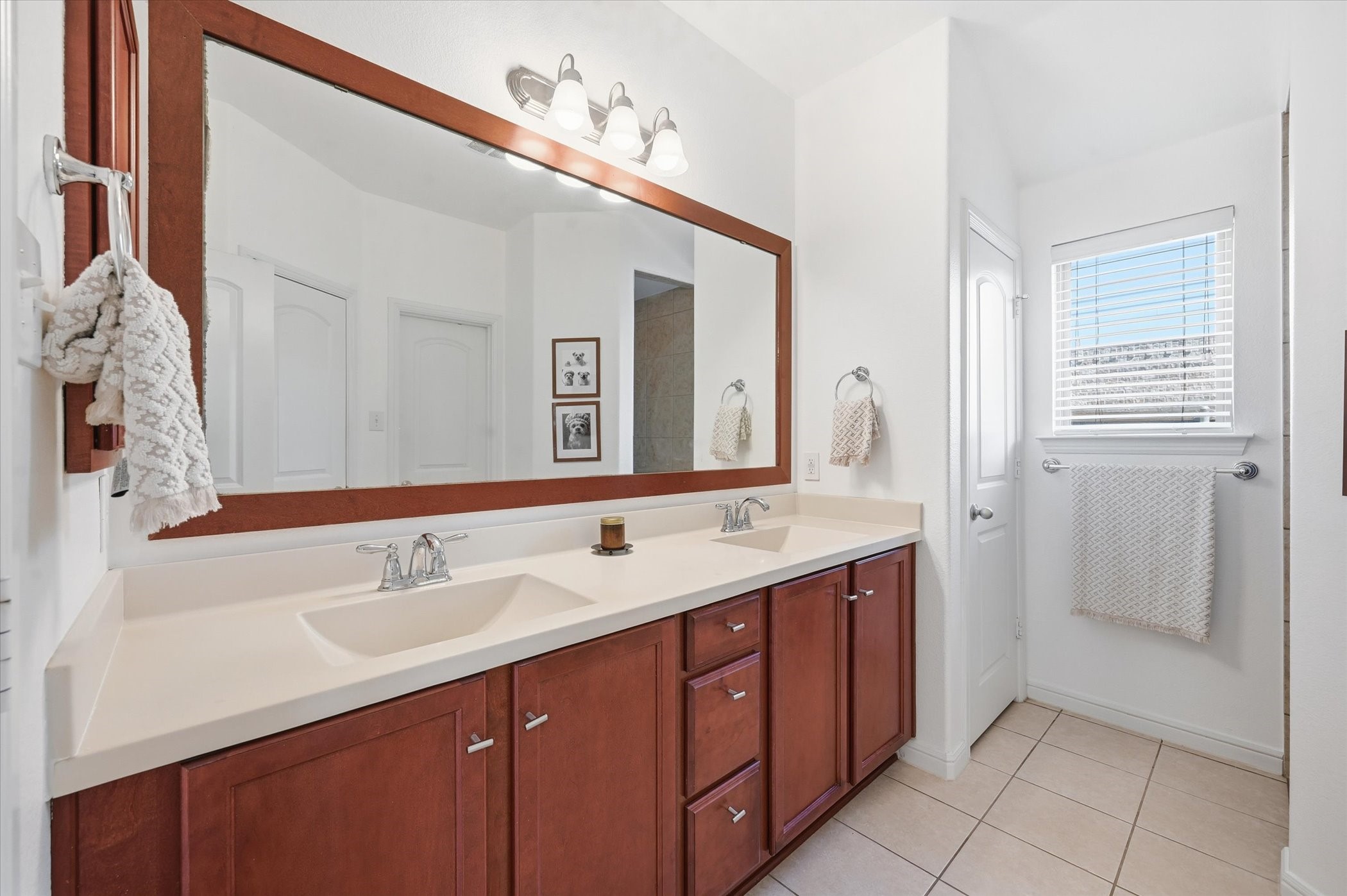 421 Foxcraft Drive Fort Worth TX 76131