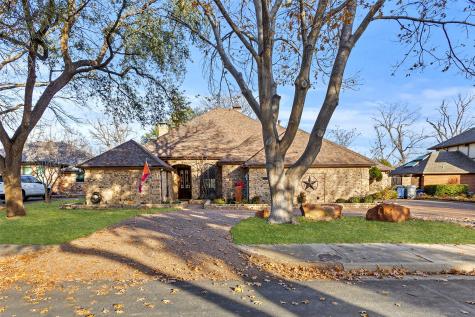 10112 Candlebrook Drive Dallas TX 75243