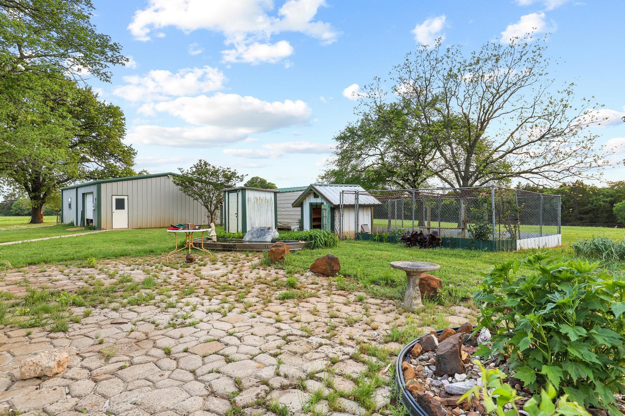 642 Earl Road Sadler TX 76264
