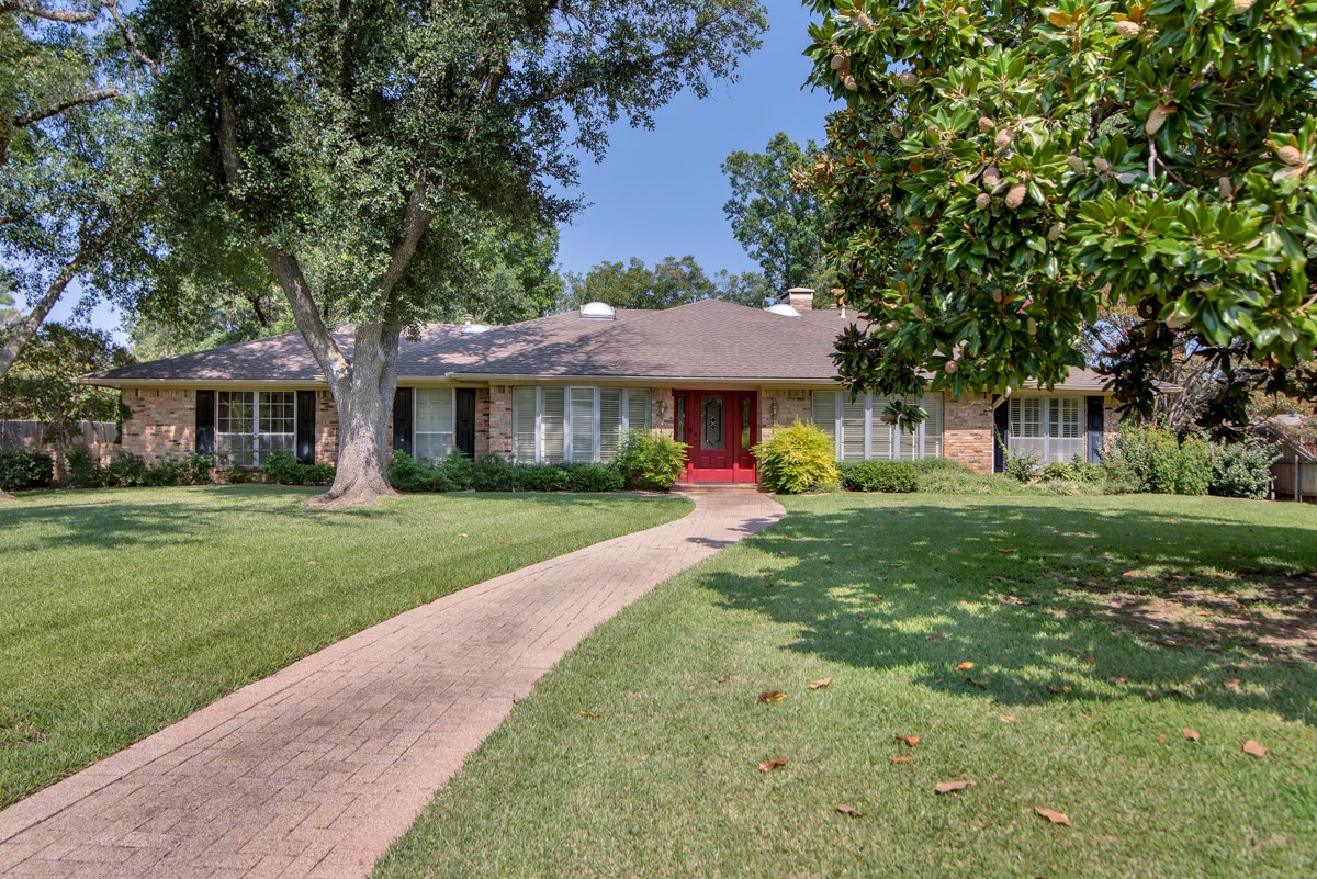 2521 Brookhaven Drive Denison TX 75020