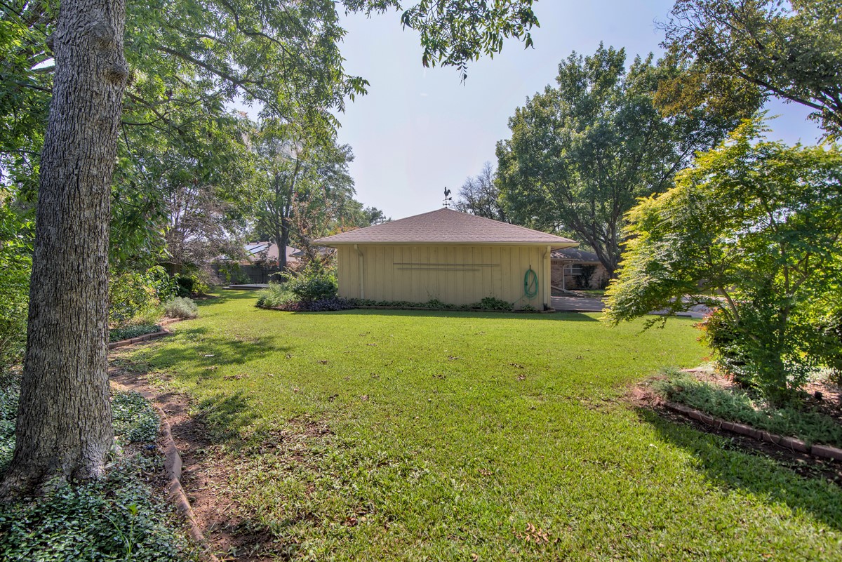 2521 Brookhaven Drive Denison TX 75020