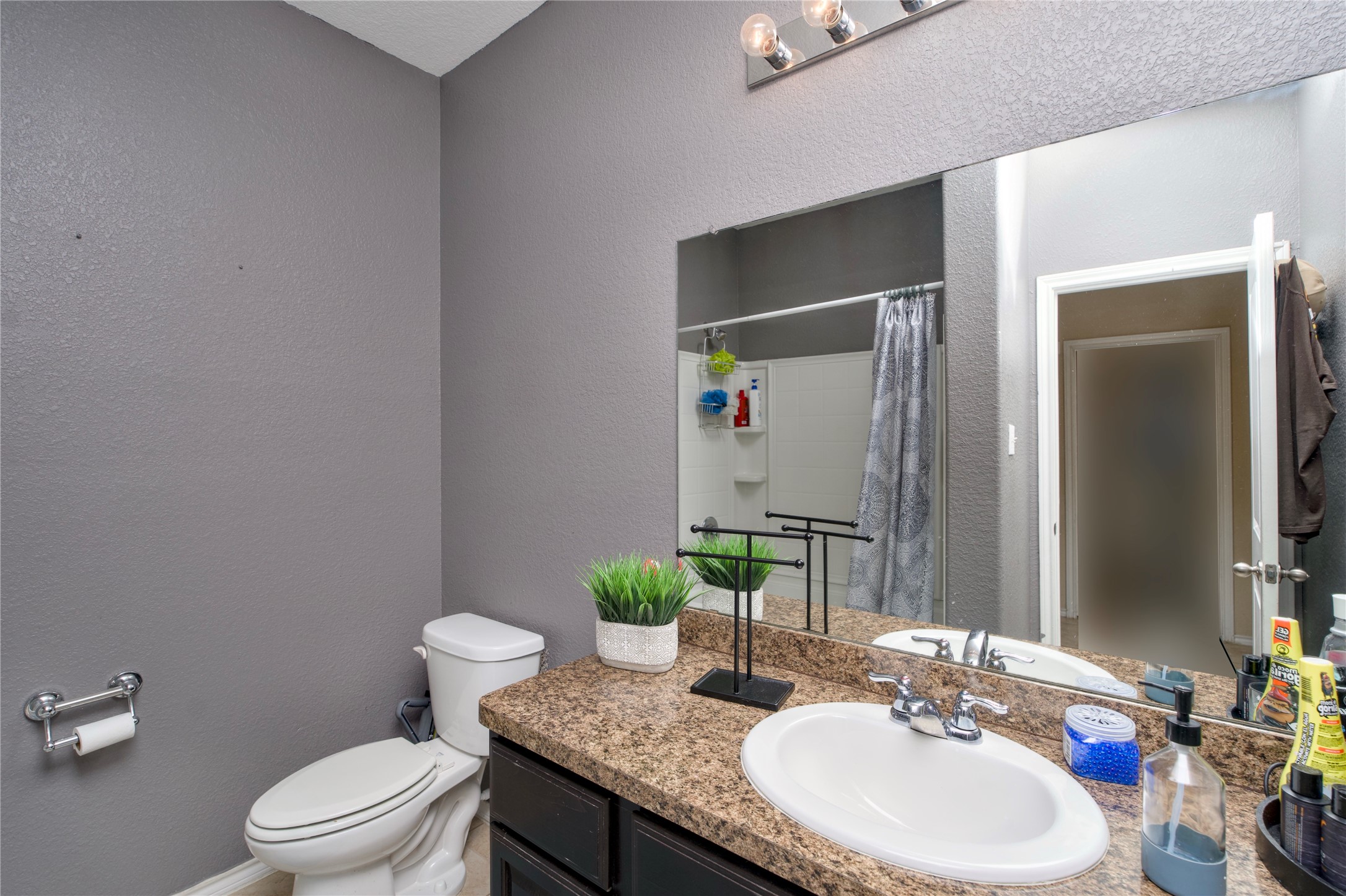 1101 Northampton Street Fort Worth TX 76134