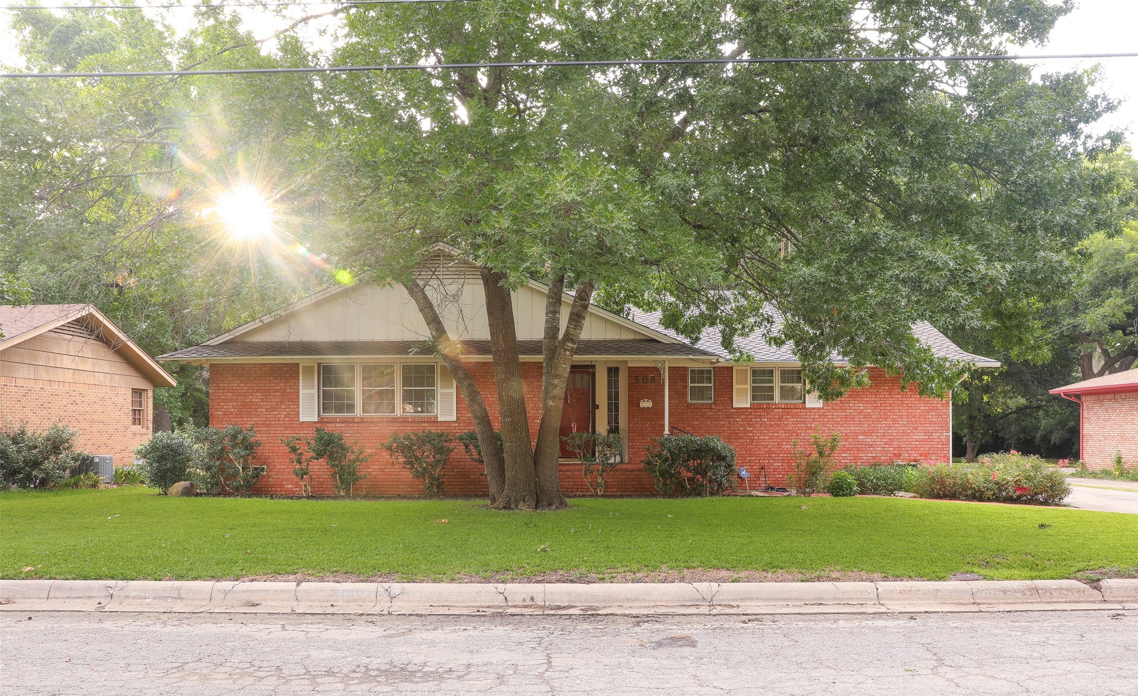 508 S Chestnut Street Gainesville TX 76240