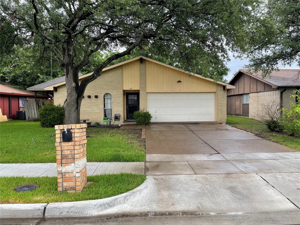 417 N Holiday Drive Grand Prairie TX 75052
