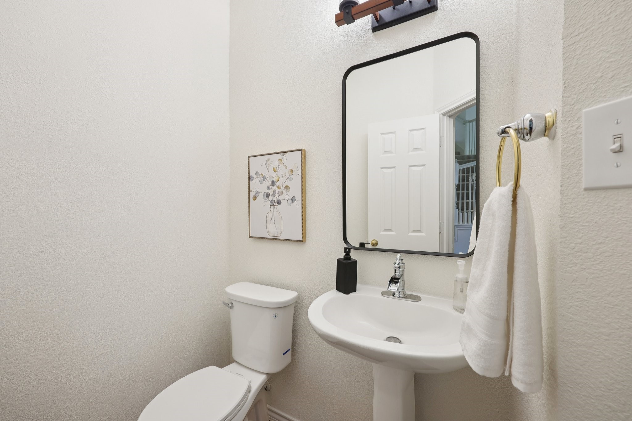 2409 Summerside Lane Mckinney TX 75072