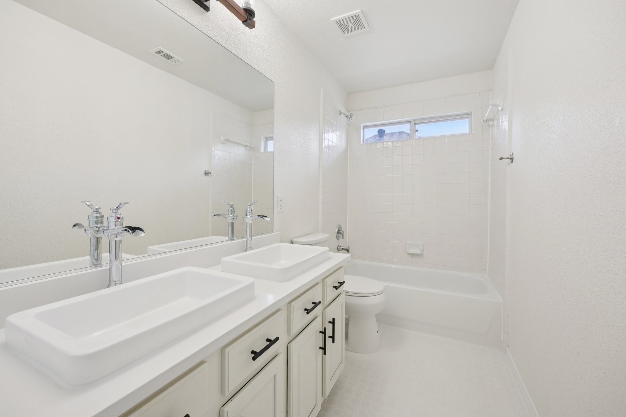 2409 Summerside Lane Mckinney TX 75072