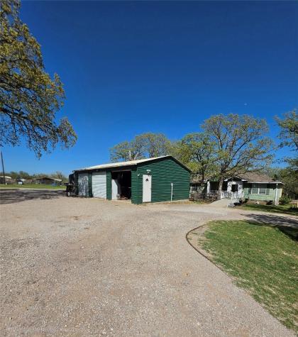 470 Private Road 3650 Paradise TX 76073