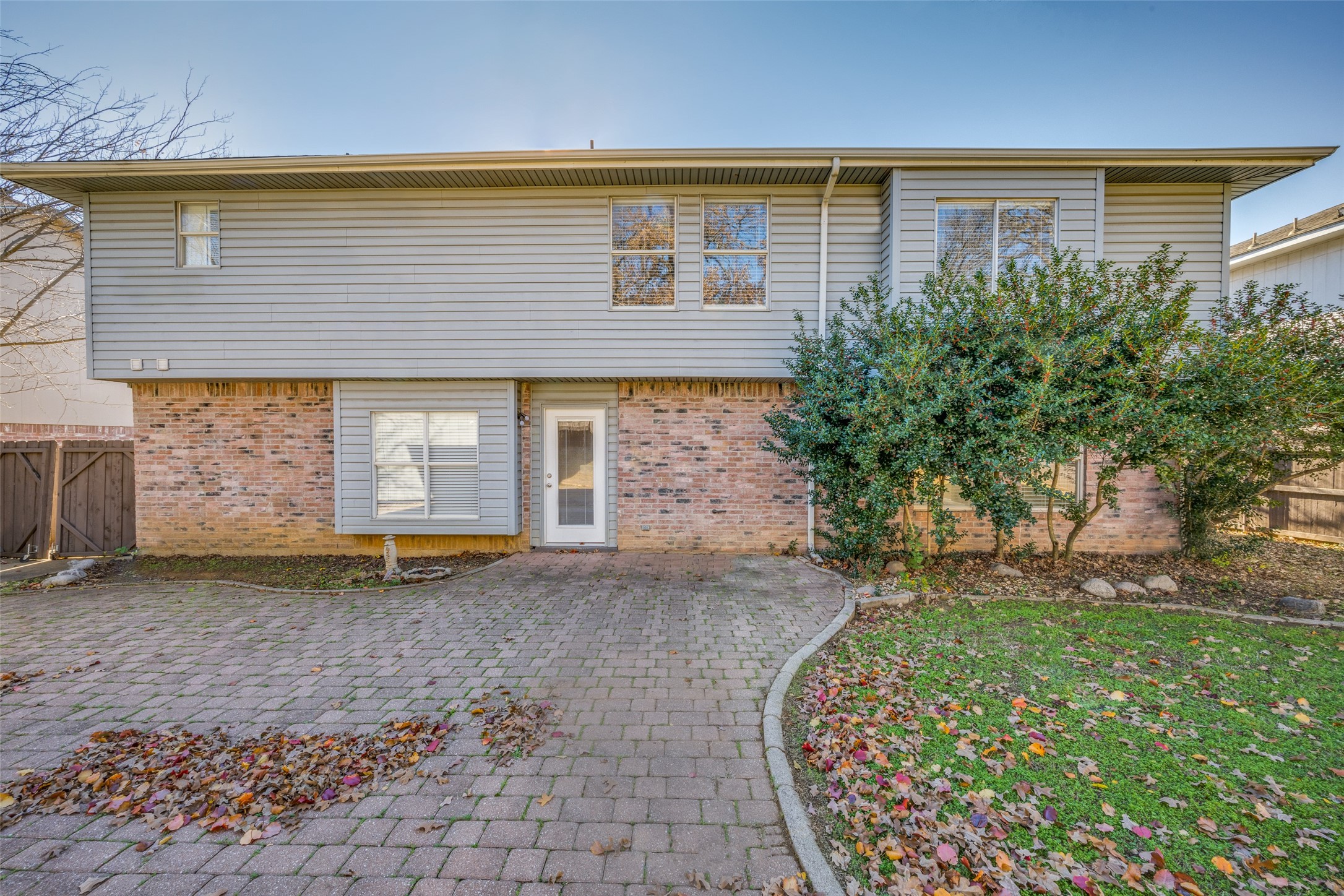 3214 Meadowview Drive Corinth TX 76210