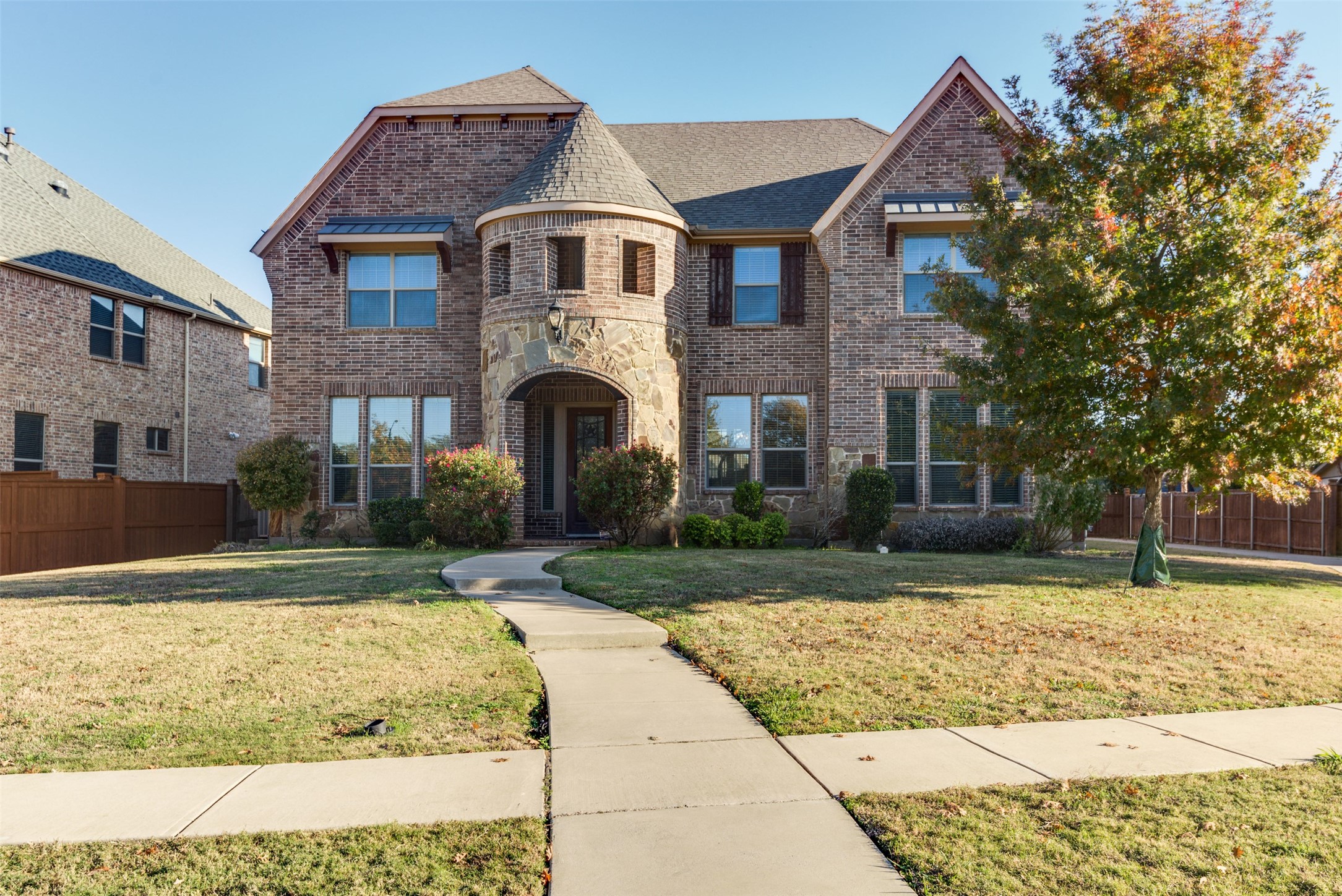 3231 England Parkway Grand Prairie TX 75054