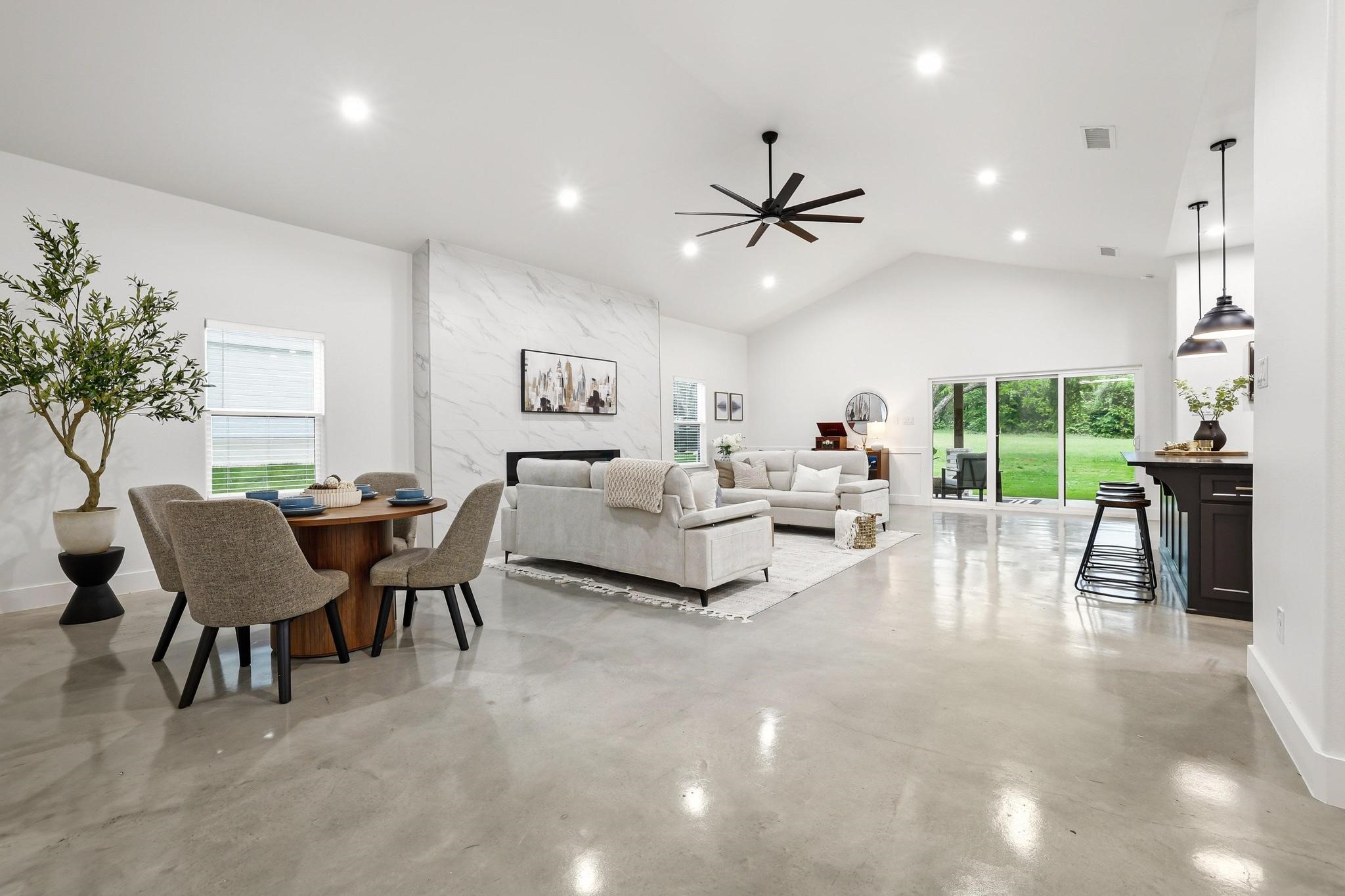 1838 S Park Avenue Denison TX 75020